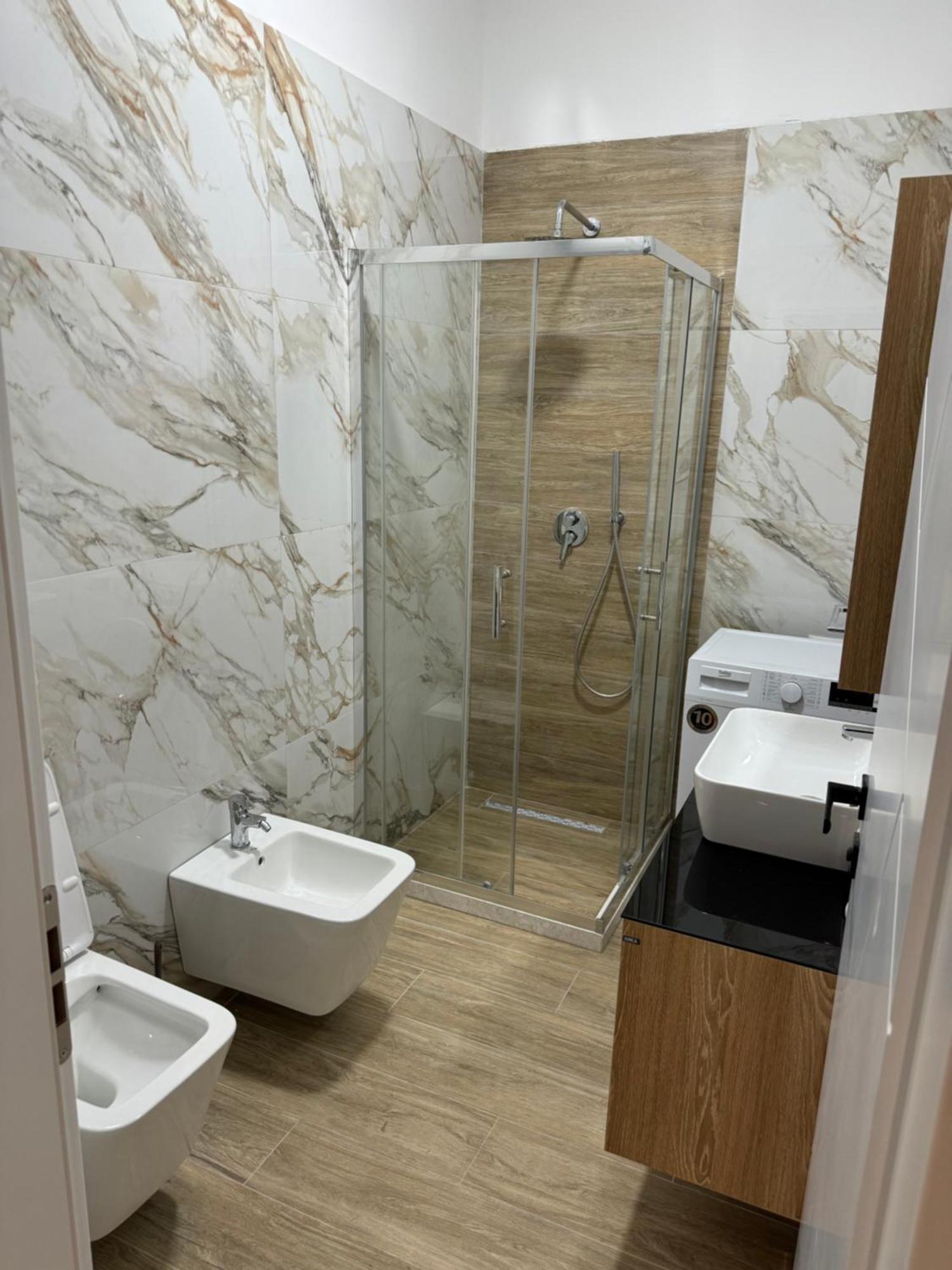 Apartman Isla's Luxurious Seaside Durrës